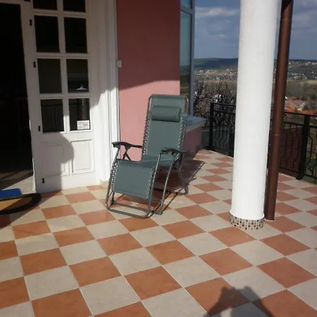 Manor Apartment Heviz