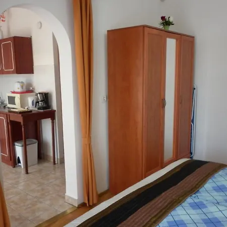 Manor Apartment Heviz