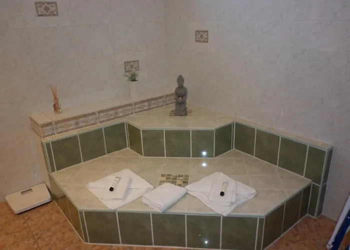 Manor Хевиз