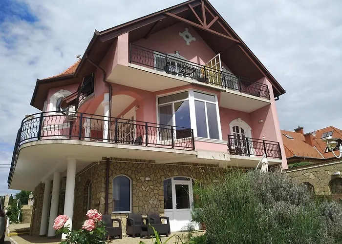 Manor Хевиз
